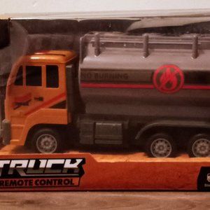 New Urban Series R/C Truck 1:16 Scale-Model NO. 26968